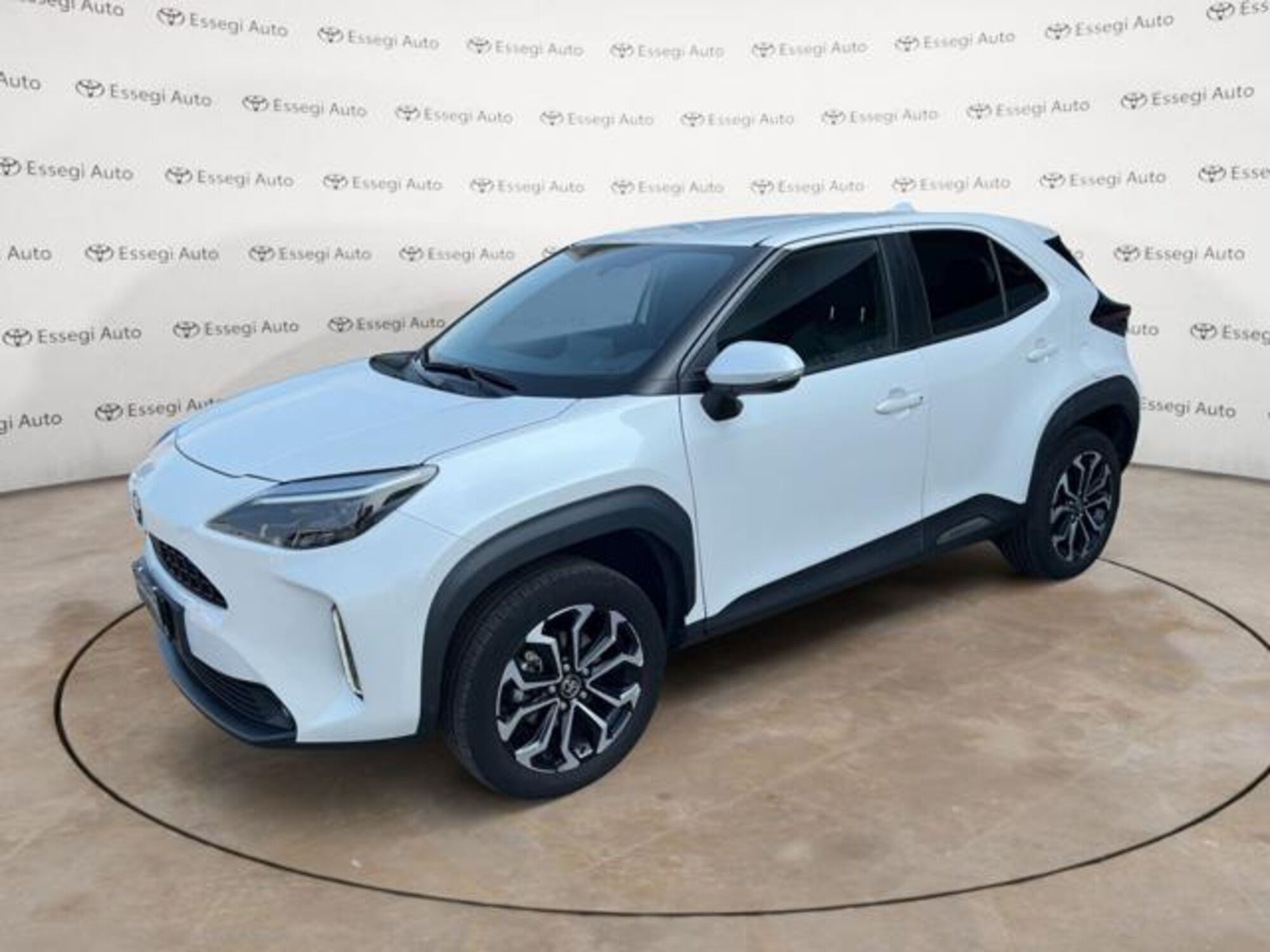 Toyota Yaris Cross 1.5 Hybrid 5p. E-CVT Trend del 2021 usata a Albano Vercellese