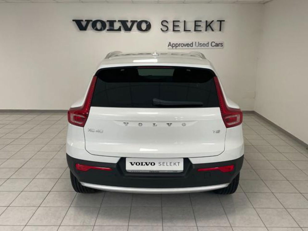 Volvo XC40 nuova a Como (4)