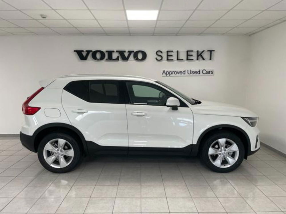 Volvo XC40 nuova a Como (9)