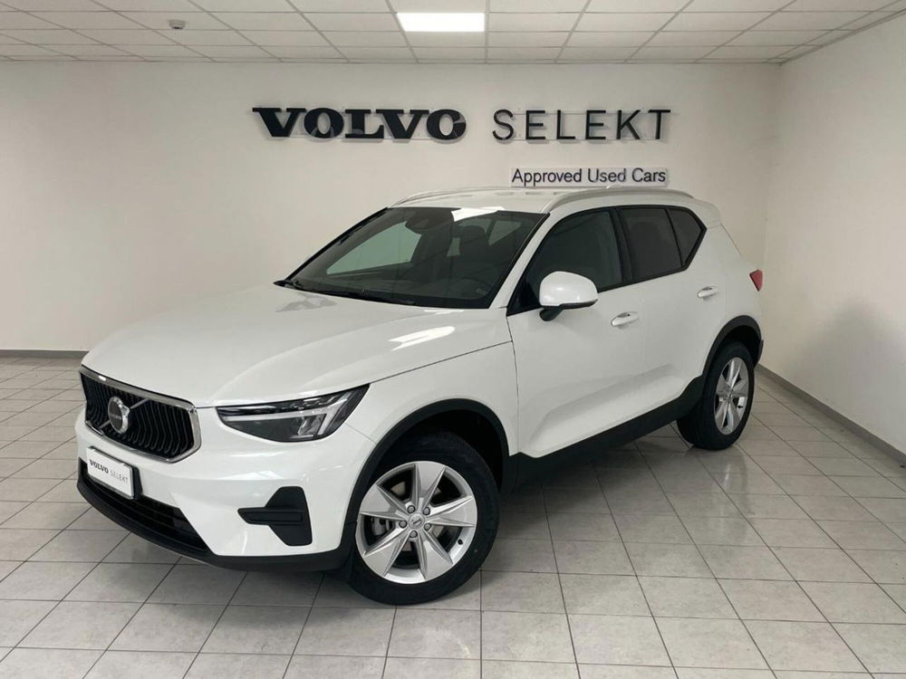 Volvo XC40 nuova a Como