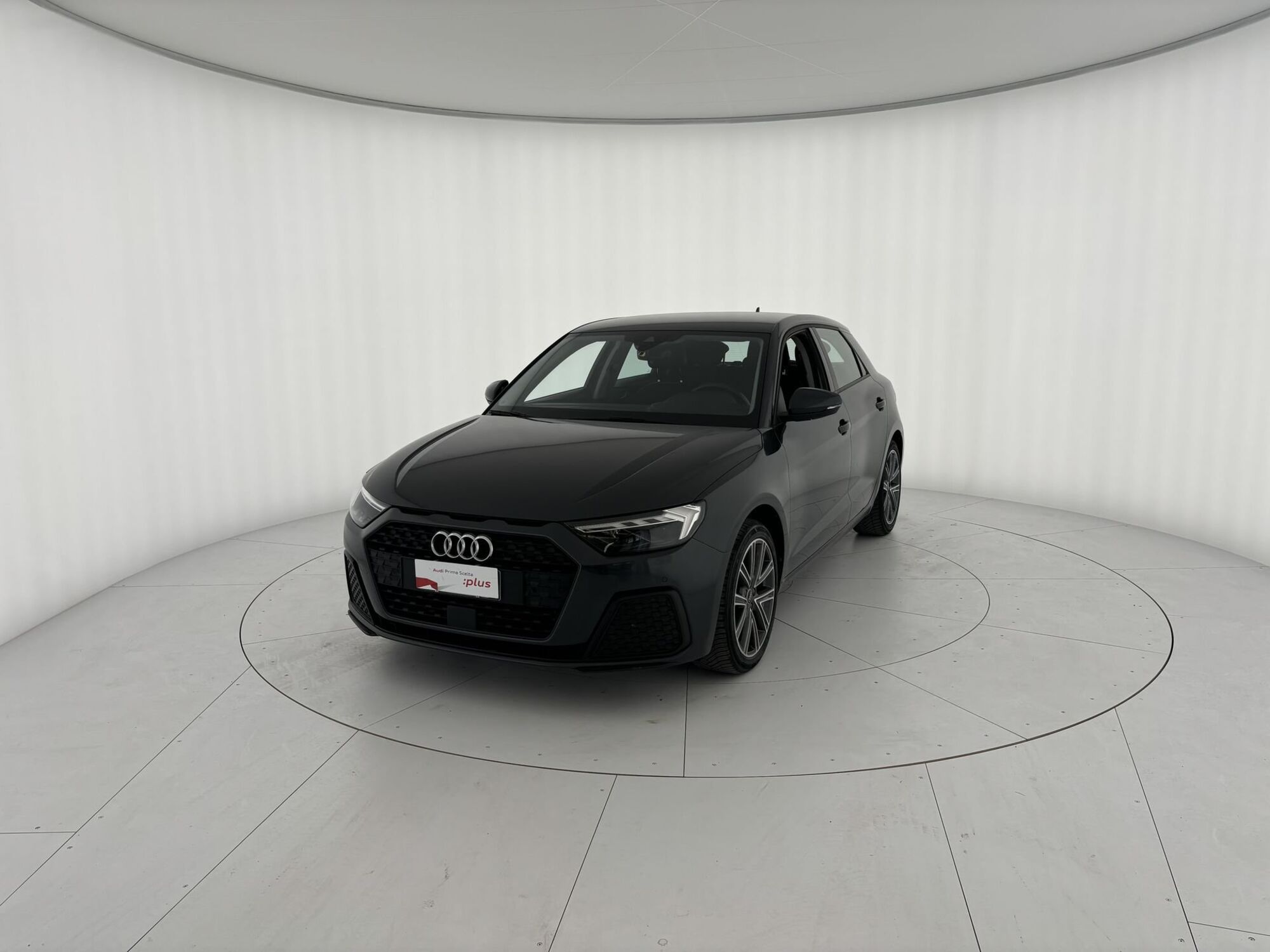 Audi A1 Sportback 25 TFSI Admired  del 2023 usata a Massa