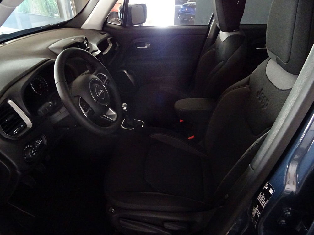 Jeep Renegade nuova a Lucca (9)