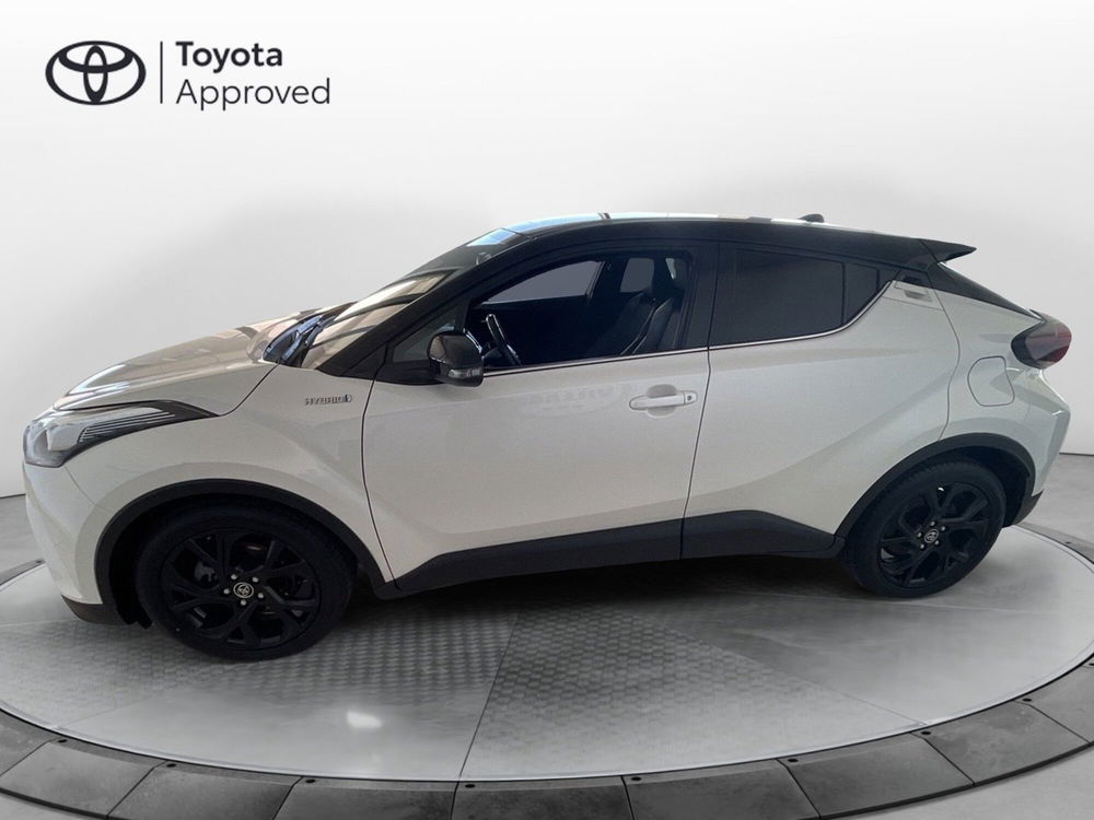 Toyota Toyota C-HR usata a Lecce (3)