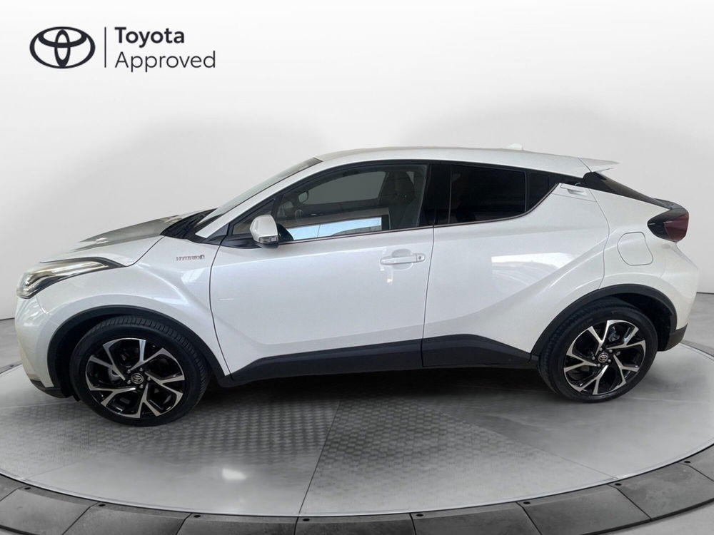 Toyota Toyota C-HR usata a Lecce (2)