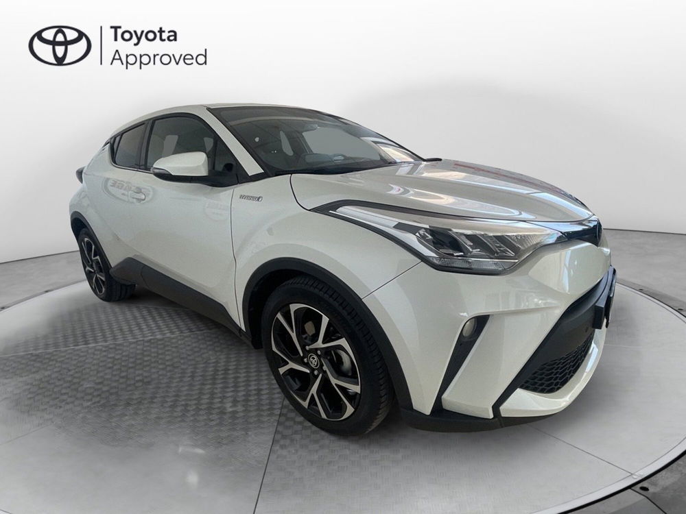 Toyota Toyota C-HR usata a Lecce (8)