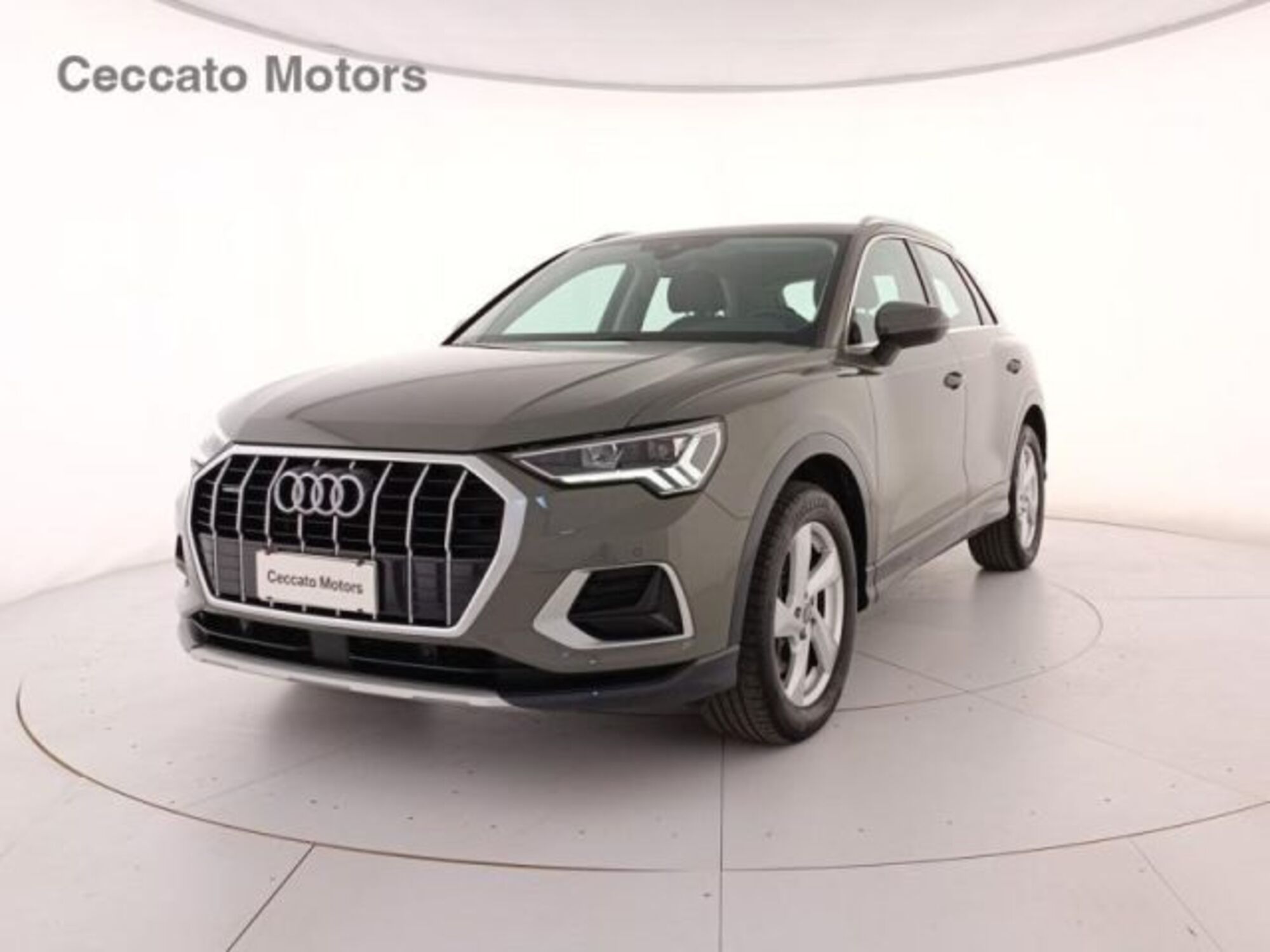 Audi Q3 40 TDI quattro S tronic Business  del 2019 usata a Padova