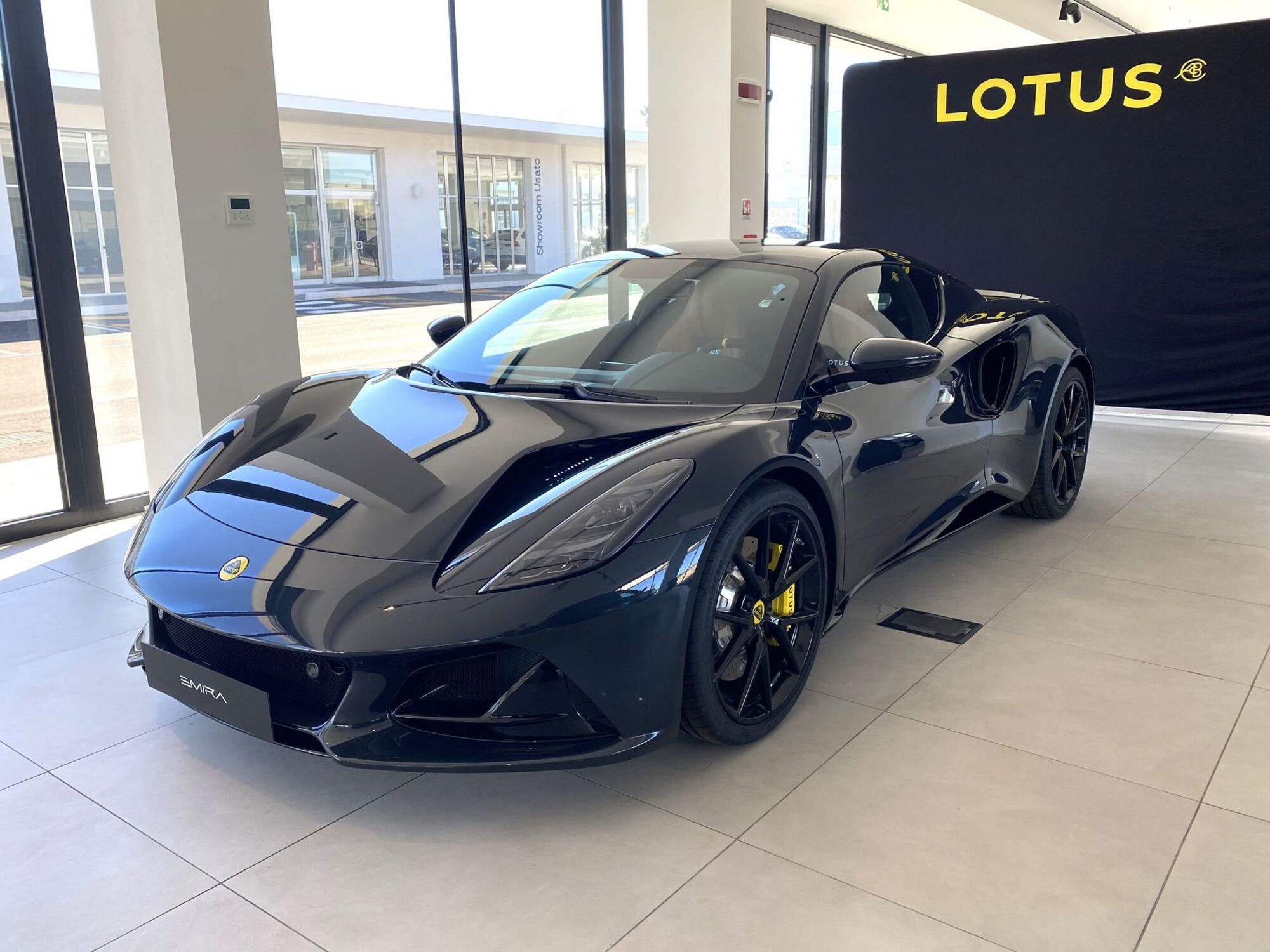 Lotus Emira 2.0 I4 First Edition dct nuova a Bari