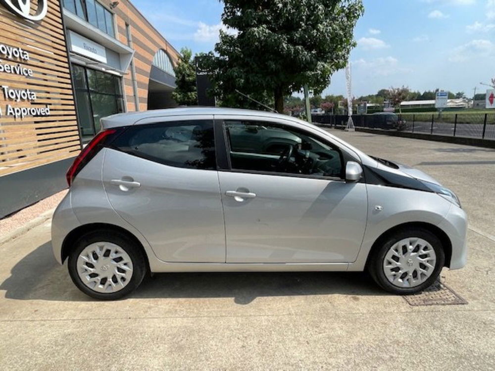 Toyota Aygo usata a Como (14)