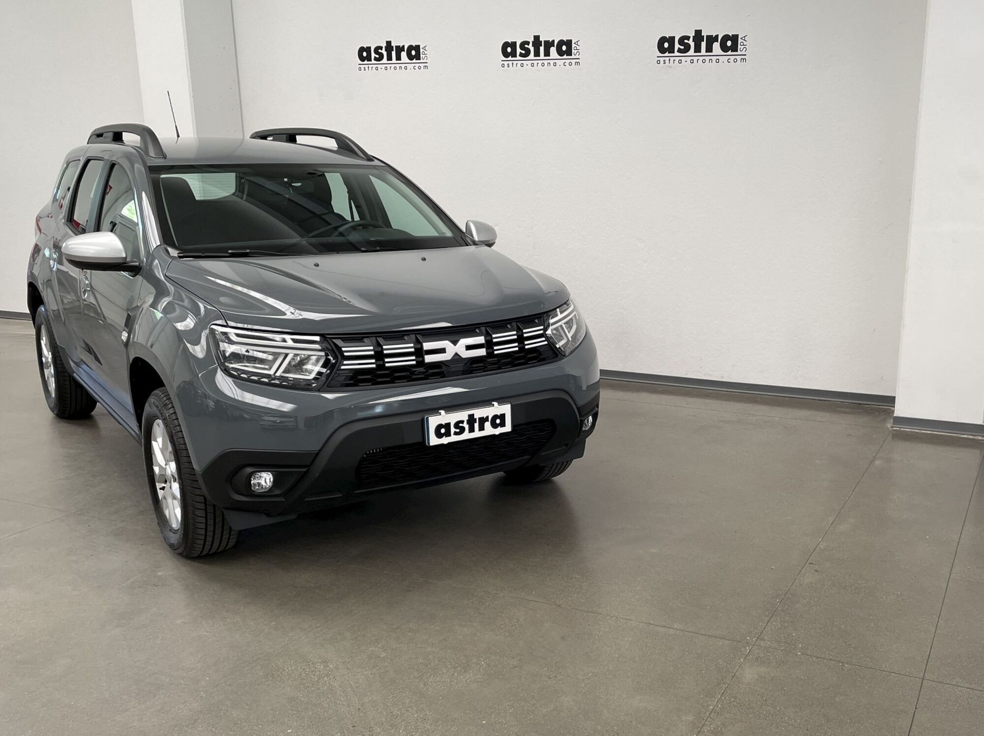 Dacia Duster 1.0 TCe 90 CV 4x2 Expression del 2023 usata a Arona