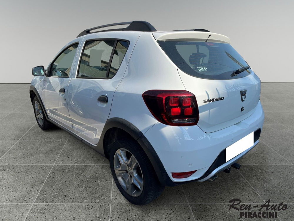 Dacia Sandero usata a Rimini (3)