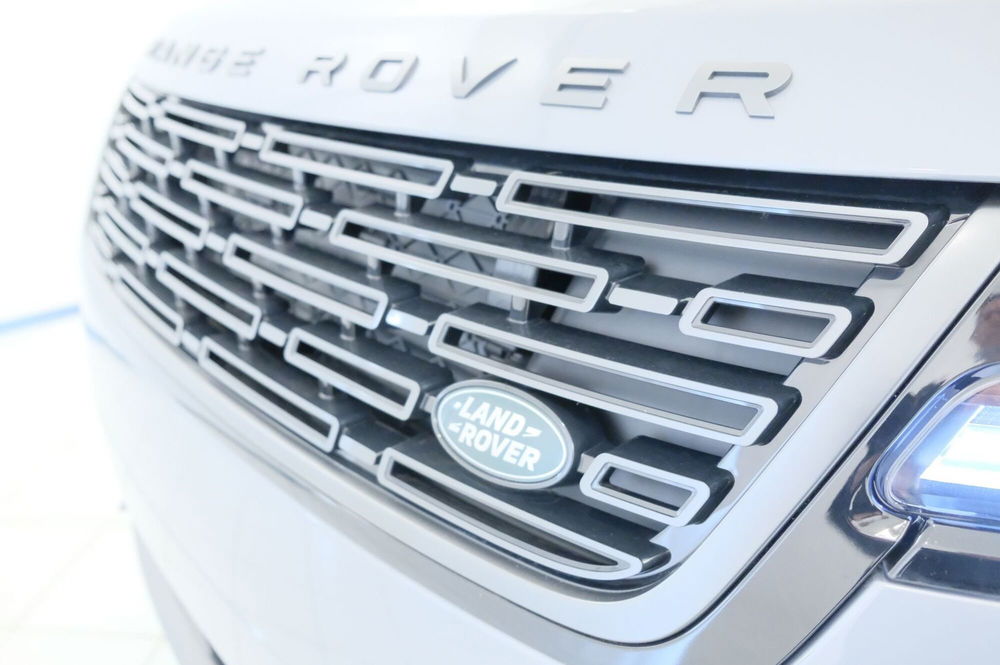 Land Rover Range Rover Velar usata a Mantova (14)