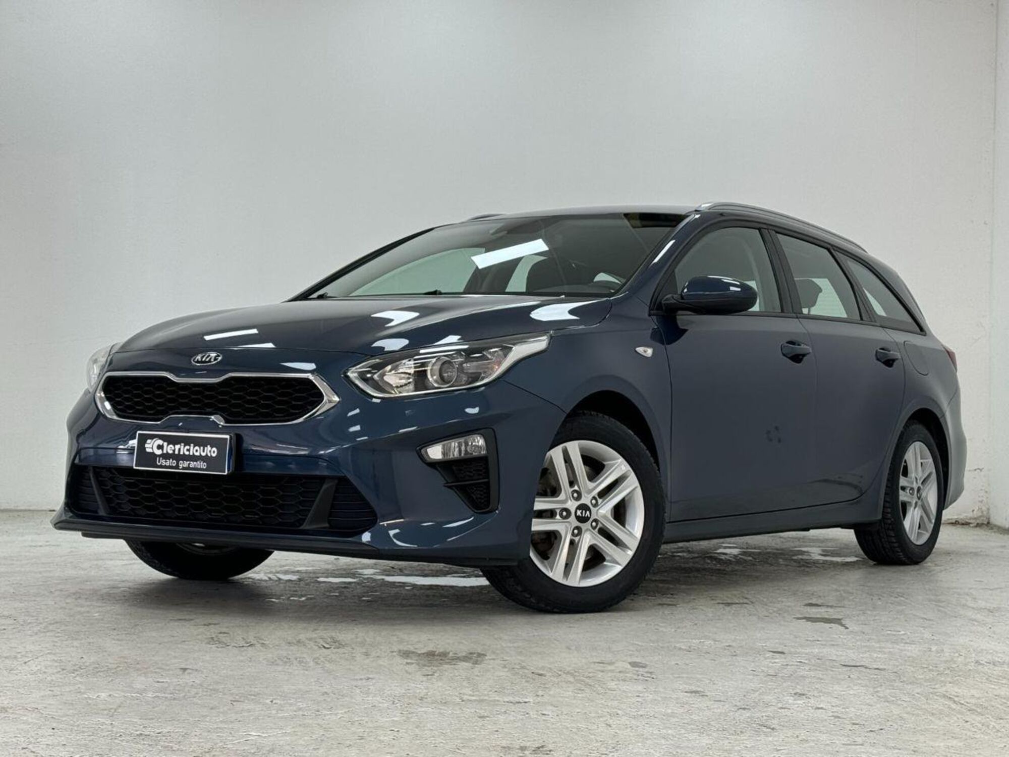 Kia Ceed Sport Wagon 1.4 MPi GPL SW Pure del 2019 usata a Lurate Caccivio