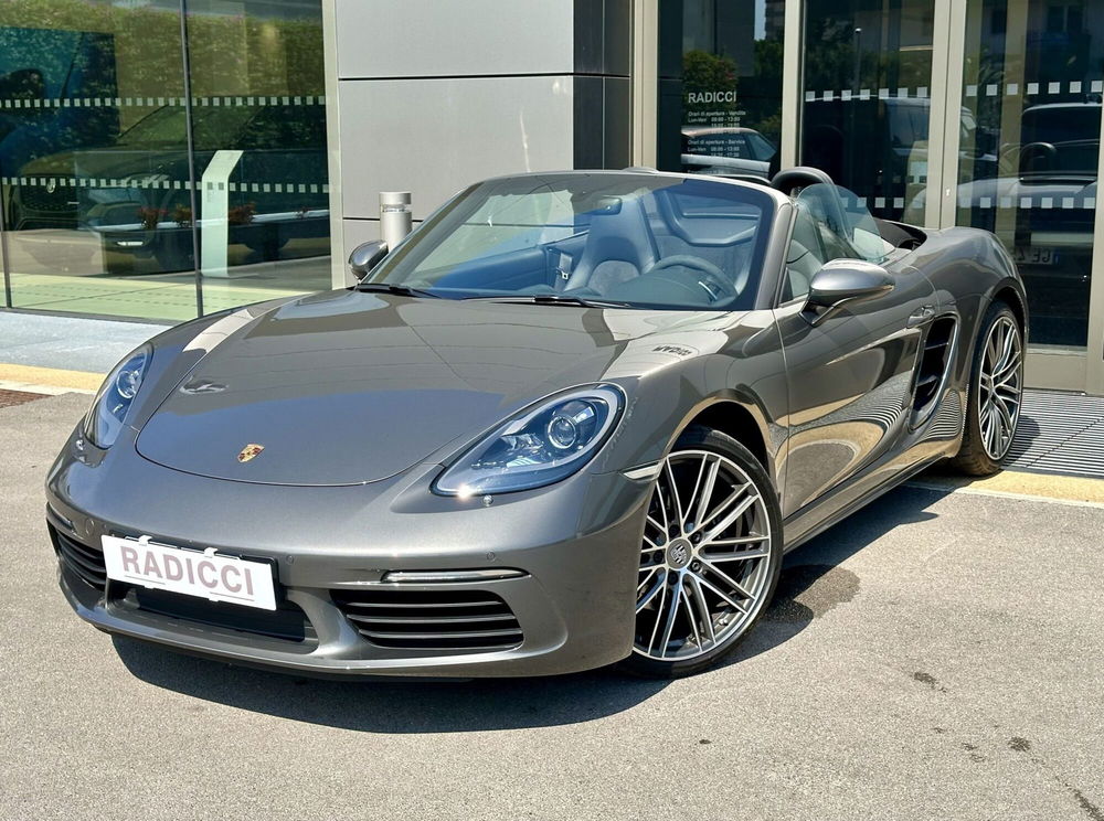 Porsche 718 Boxster  usata a Bari