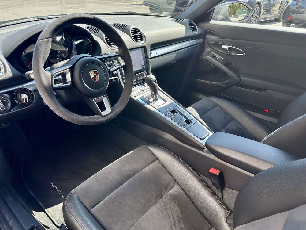 Porsche 718 Boxster  usata a Bari (8)