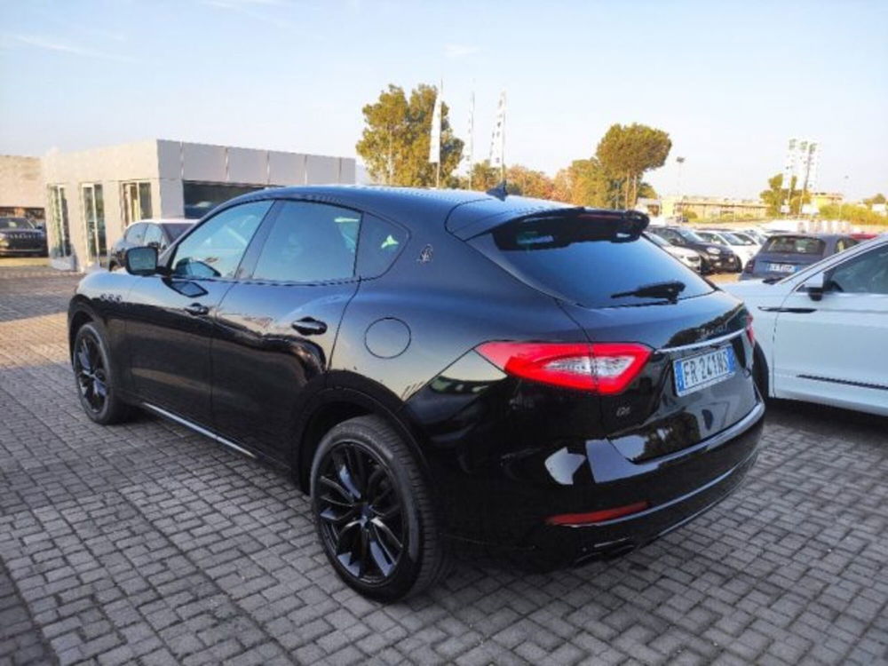 Maserati Levante usata a Frosinone (4)