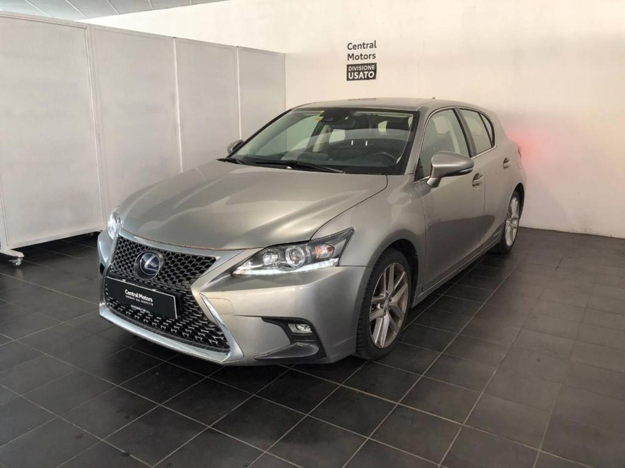 Lexus CT Hybrid Executive  del 2019 usata a Torino