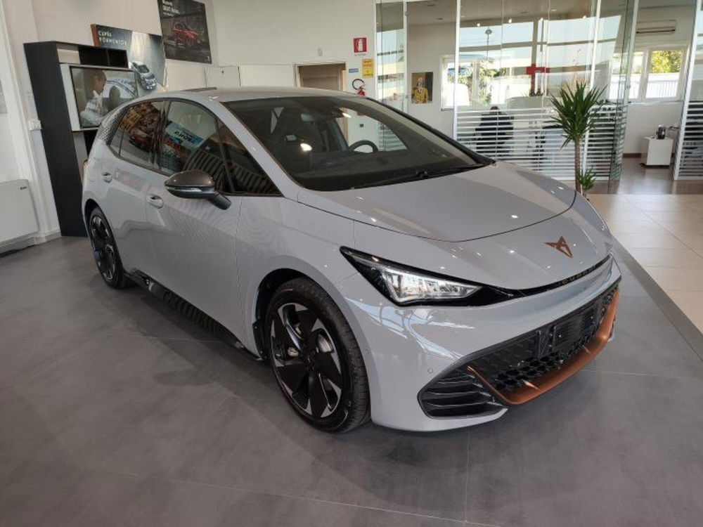 Cupra Born usata a Torino (2)