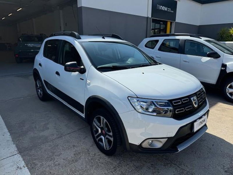 Dacia Sandero Stepway 1.5 Blue dCi 95 CV Techroad del 2020 usata a Oristano