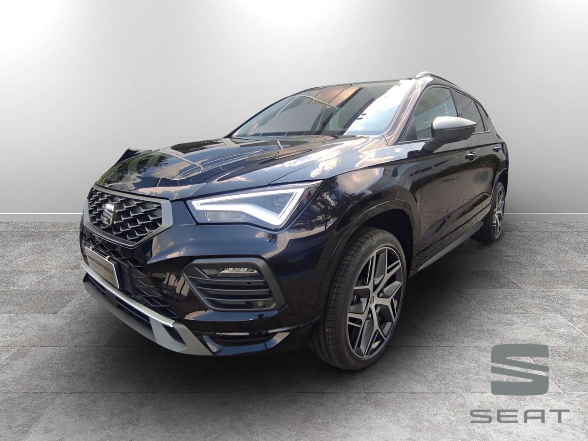 SEAT Ateca 2.0 TDI FR  nuova a Siena