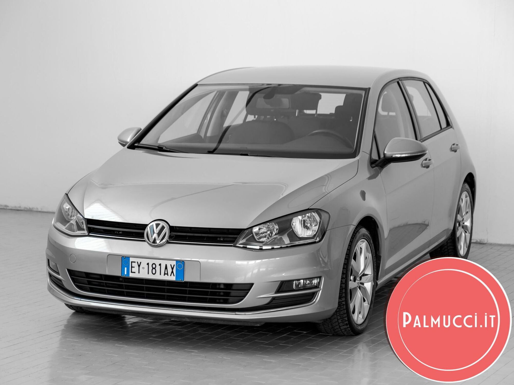 Volkswagen Golf 1.6 TDI 5p. Highline BlueMotion Technology del 2014 usata a Prato