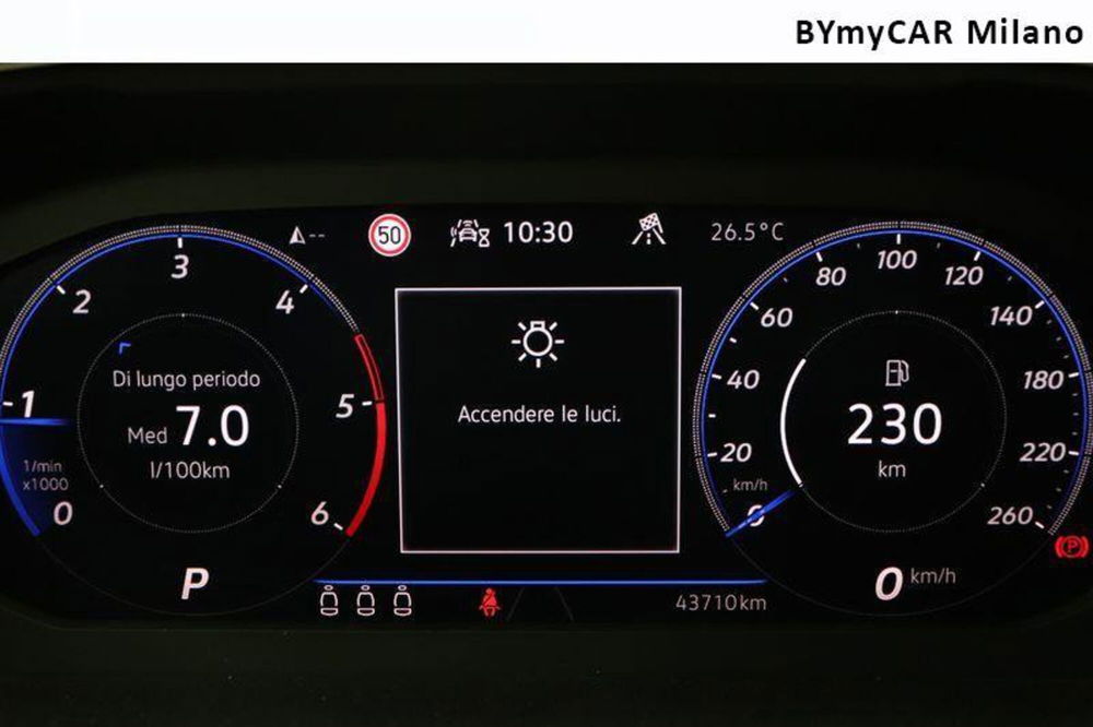 Volkswagen Tiguan usata a Milano (11)