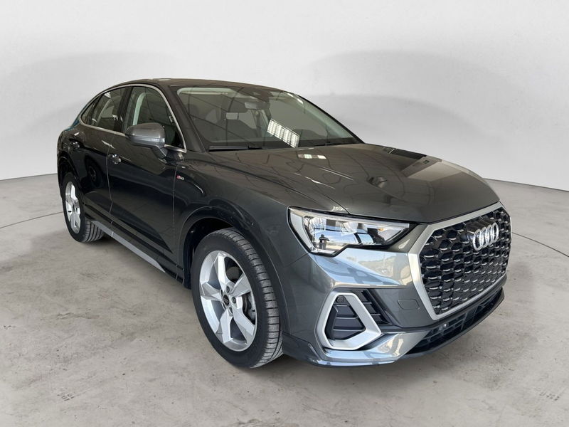 Audi Q3 Sportback 35 TDI quattro S tronic S line edition  del 2023 usata a Pratola Serra