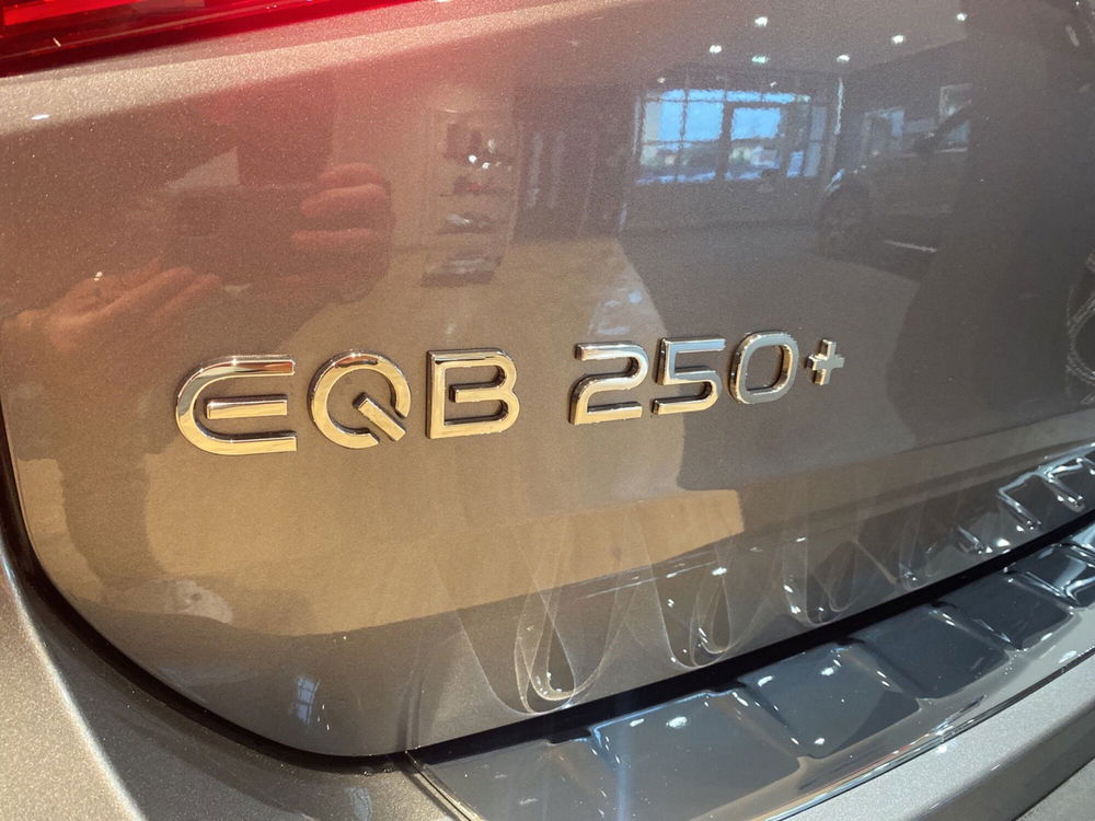 Mercedes-Benz EQB usata a Firenze (11)