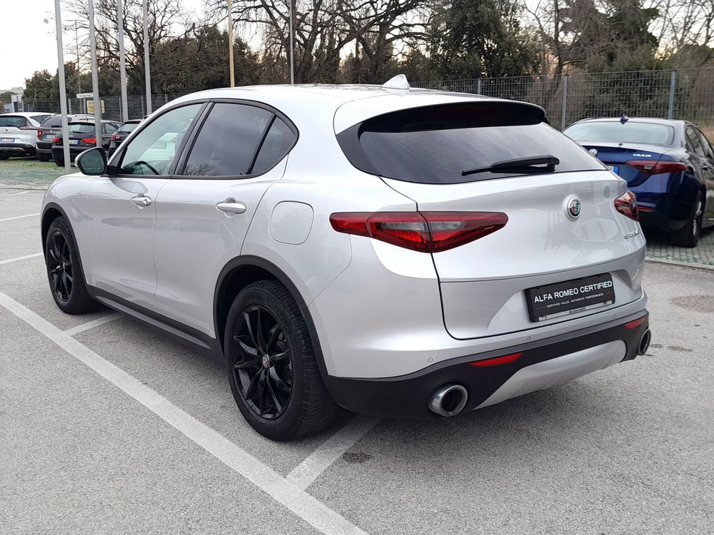 Alfa Romeo Stelvio usata a Ancona (4)