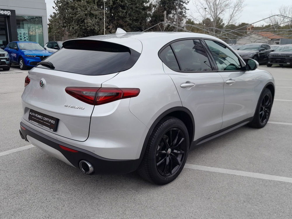 Alfa Romeo Stelvio usata a Ancona (6)