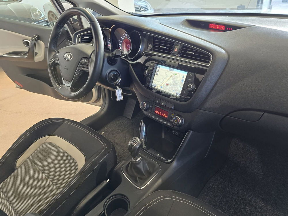 Kia cee'd Sport Wagon usata a Rimini (20)