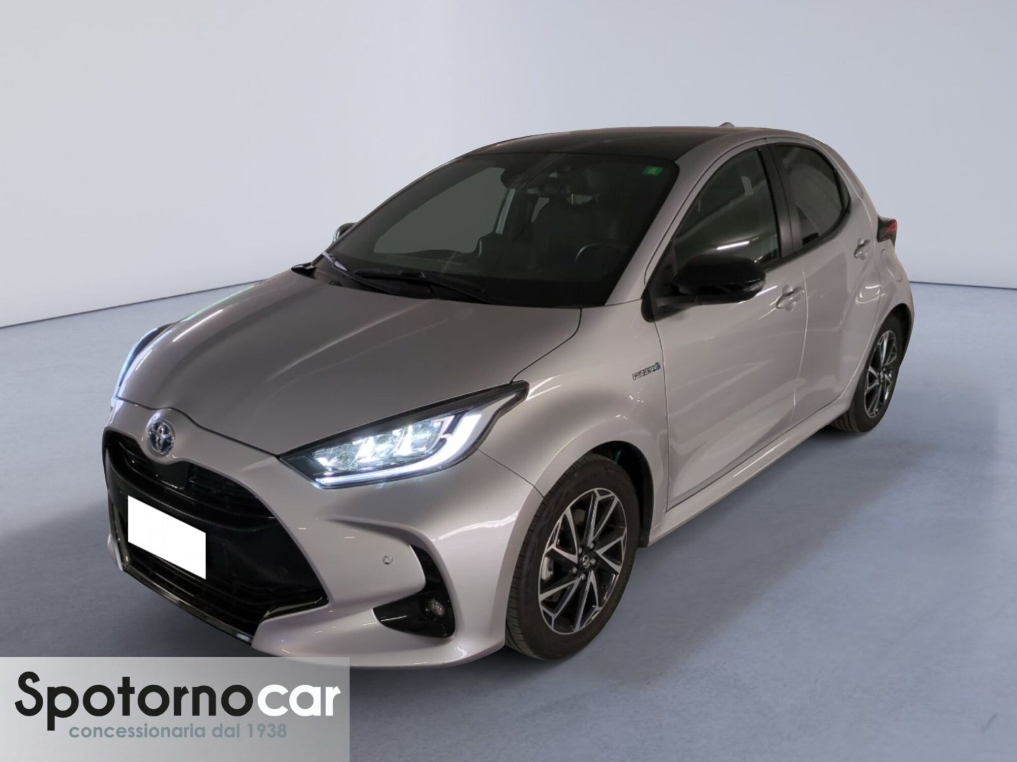 Toyota Yaris 1.5 Hybrid 5 porte Lounge del 2020 usata a Sesto San Giovanni