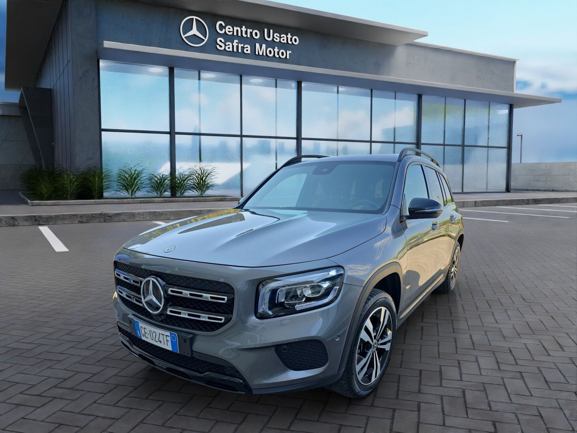 Mercedes-Benz GLB 200 d Automatic Sport Plus del 2021 usata a Rende