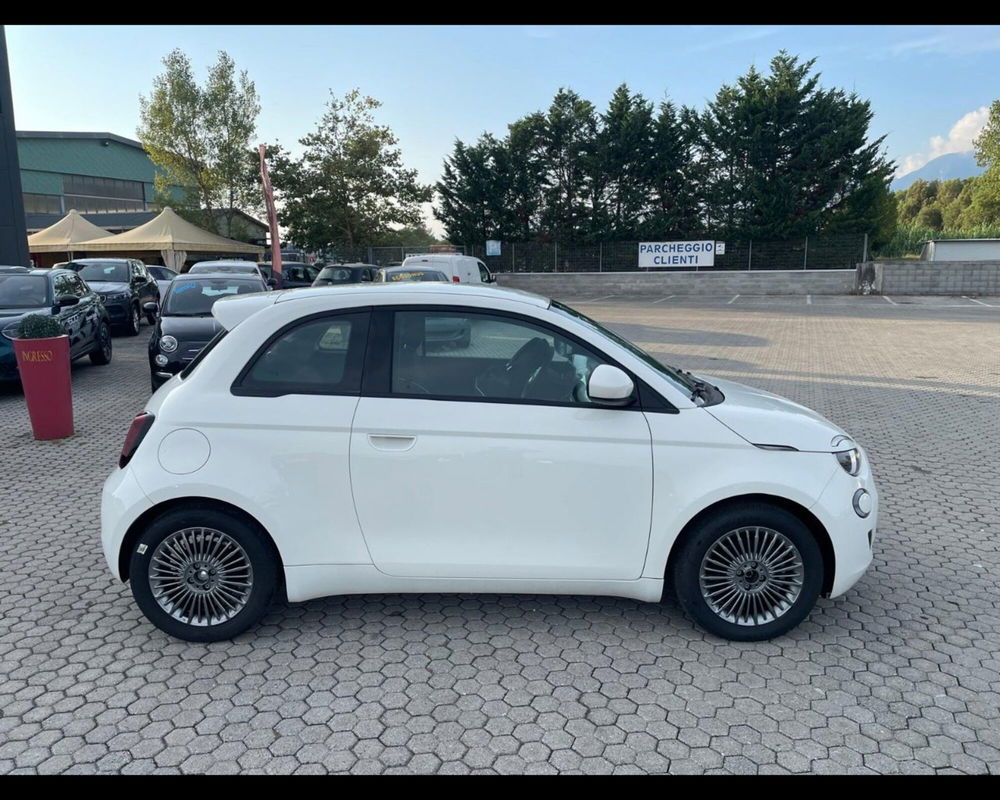 Fiat 500e nuova a Lucca (7)