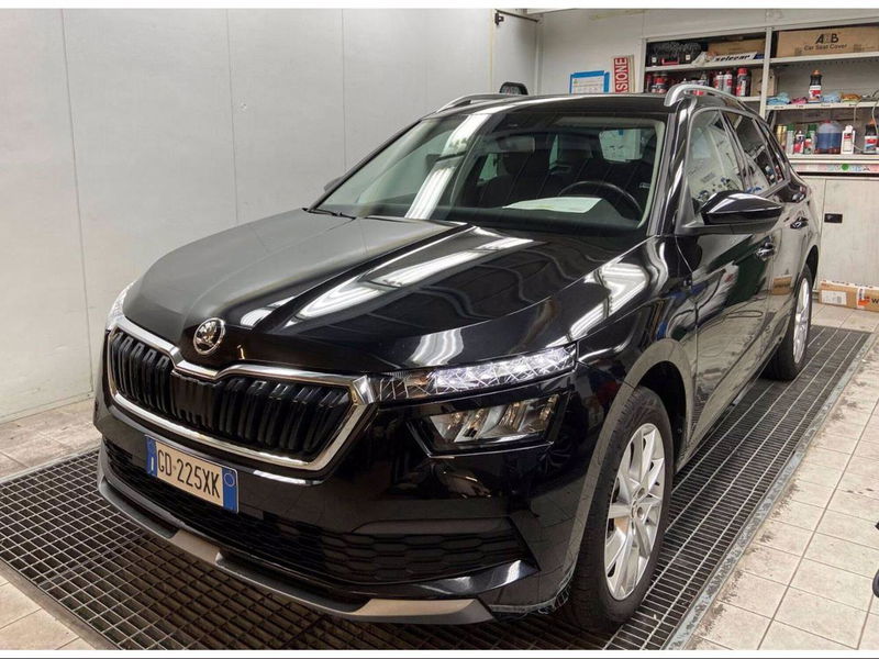 Skoda Kamiq 1.0 TSI 110 CV Dark Shade del 2021 usata a Paruzzaro