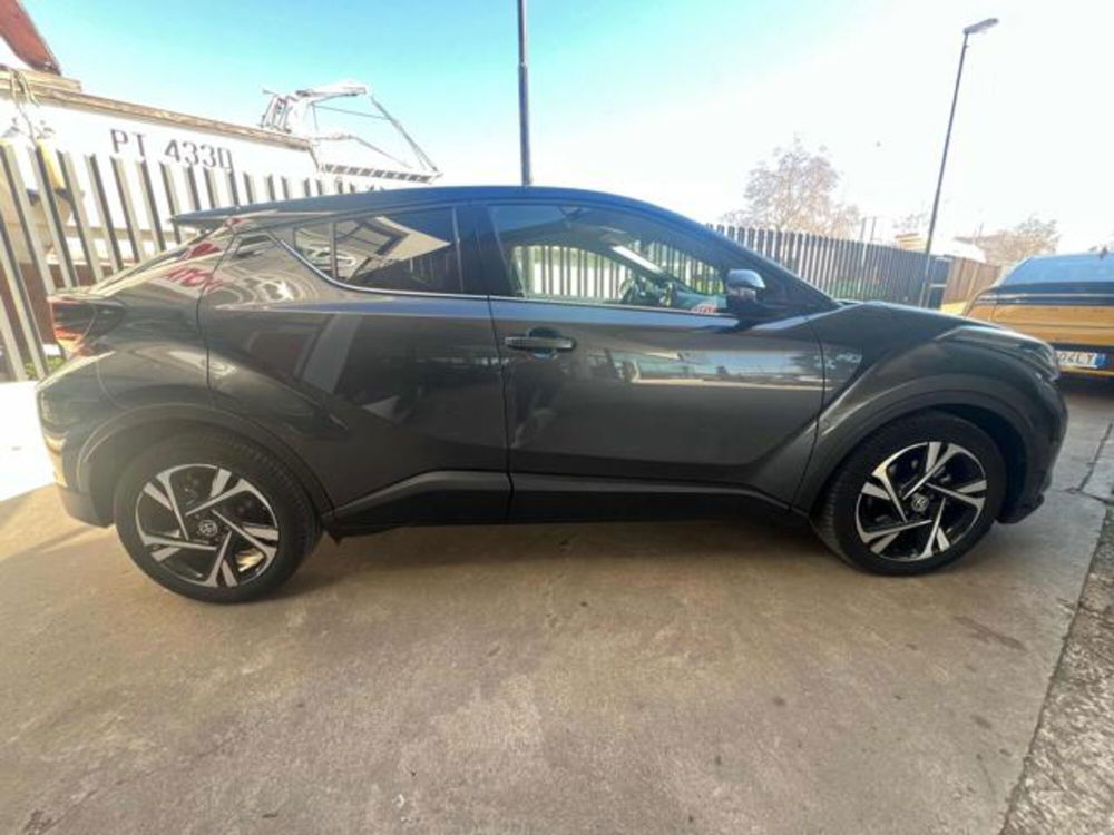 Toyota Toyota C-HR usata a Sassari (5)