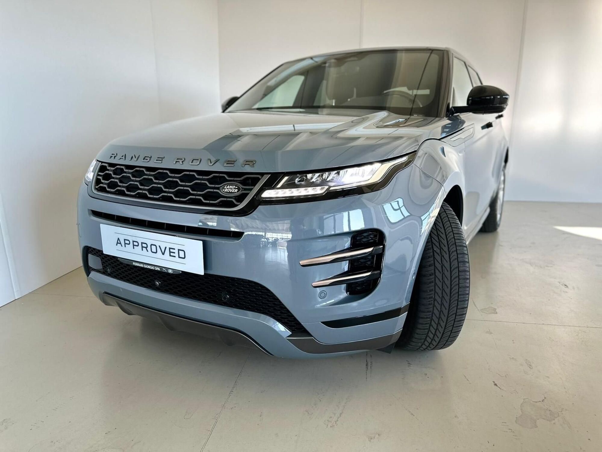 Land Rover Range Rover Evoque 1.5 I3 160 CV Auto R-Dynamic S  del 2021 usata a Modena