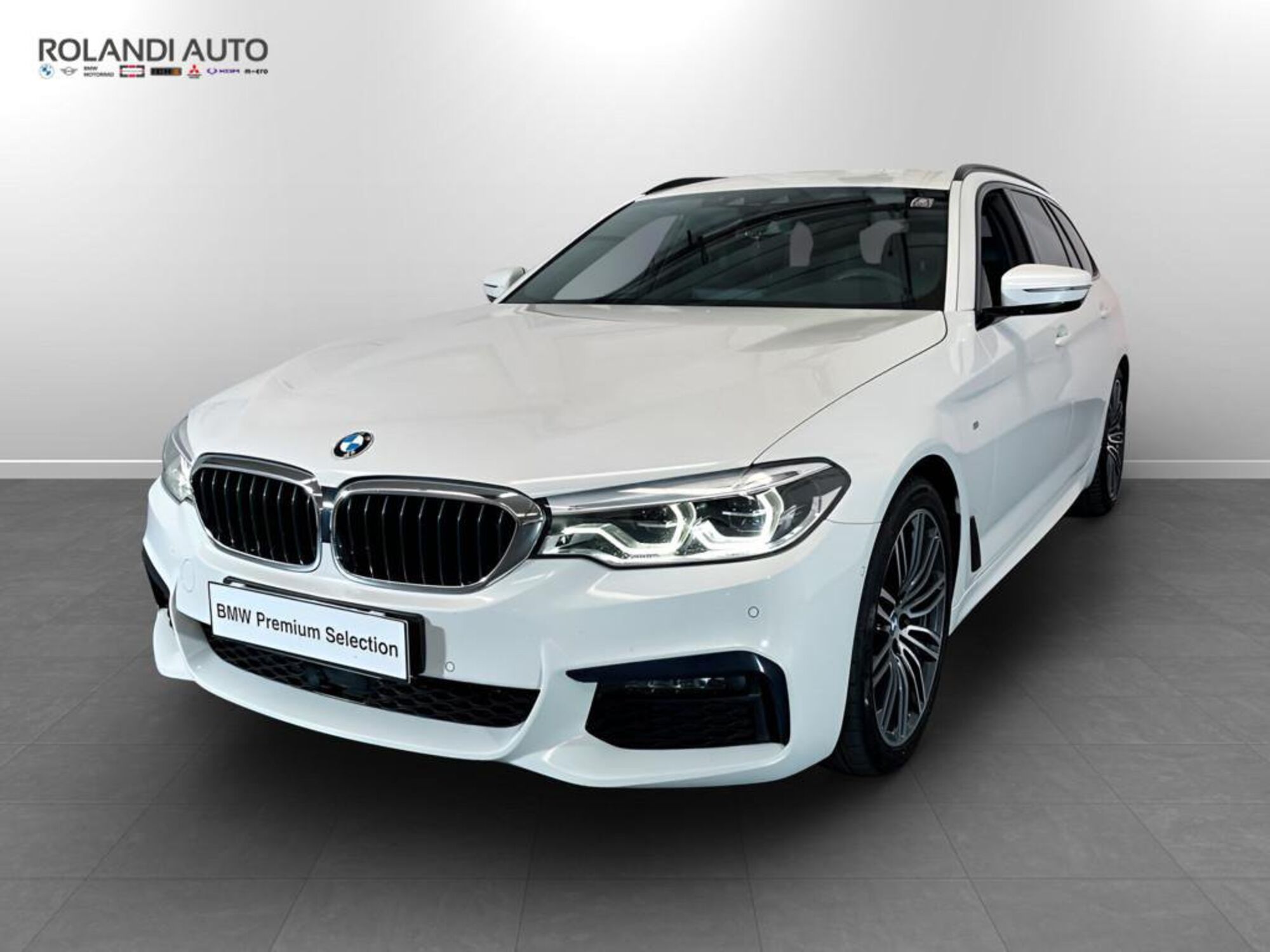 BMW Serie 5 Touring 520d  Msport  del 2020 usata a Tortona