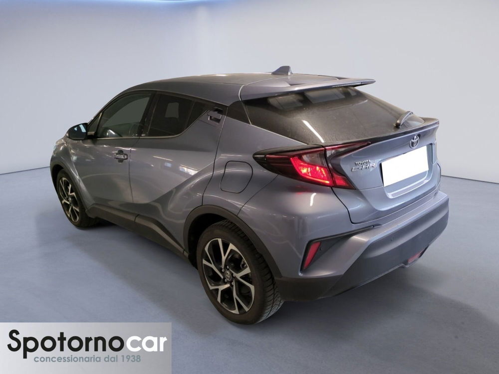 Toyota Toyota C-HR usata a Milano (3)