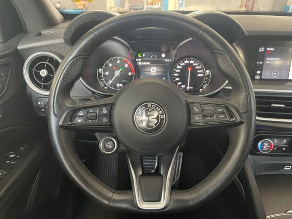 Alfa Romeo Stelvio usata a Perugia (17)