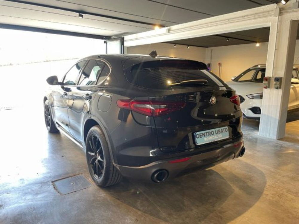 Alfa Romeo Stelvio usata a Perugia (5)