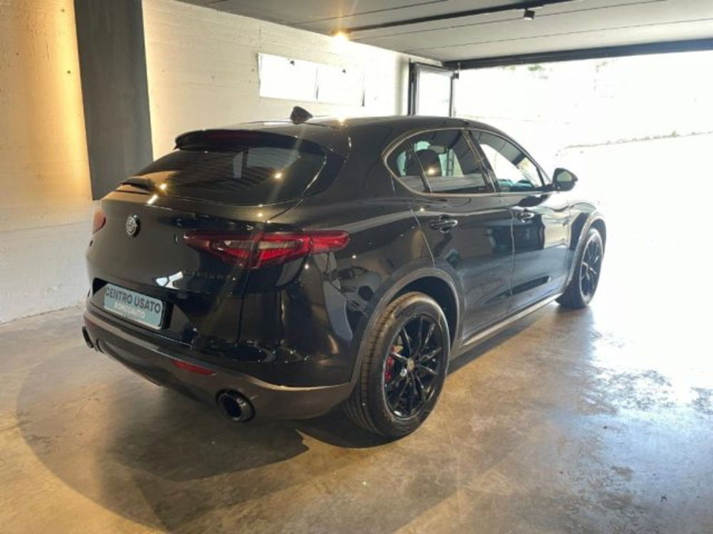 Alfa Romeo Stelvio usata a Perugia (7)