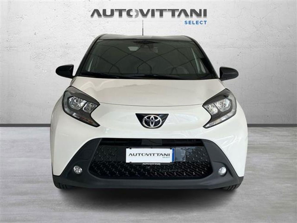 Toyota Aygo X usata a Como (2)