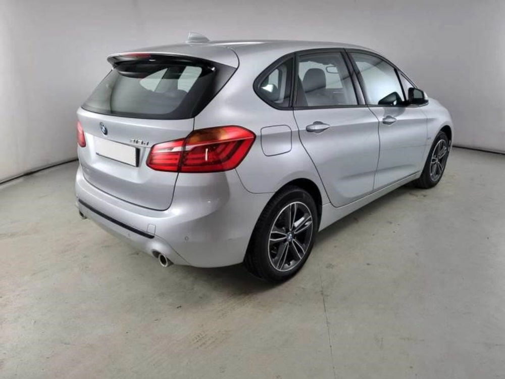 BMW Serie 2 Active Tourer usata a Bari (2)