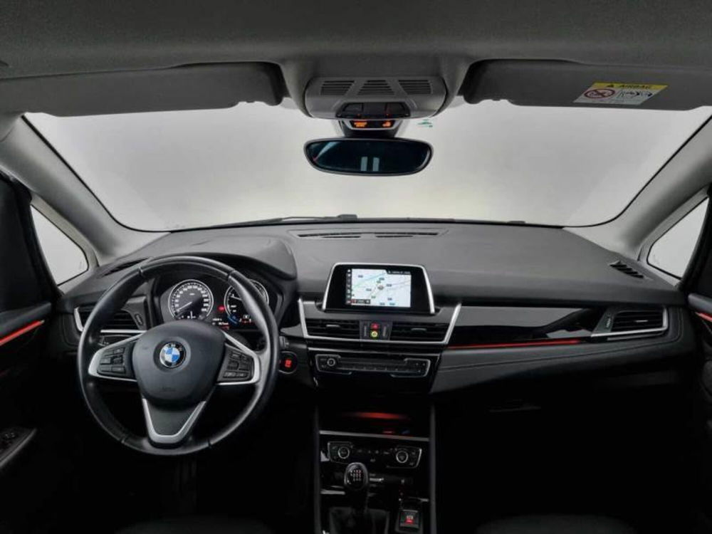 BMW Serie 2 Active Tourer usata a Bari (6)