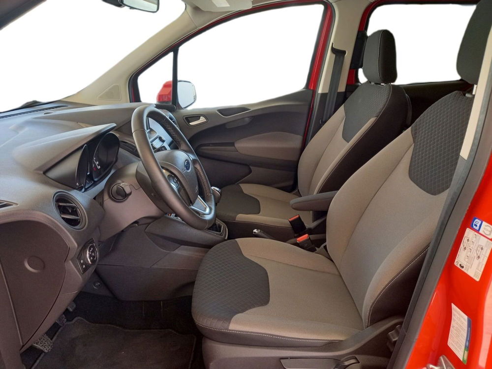 Ford Tourneo Courier usata a Bari (6)