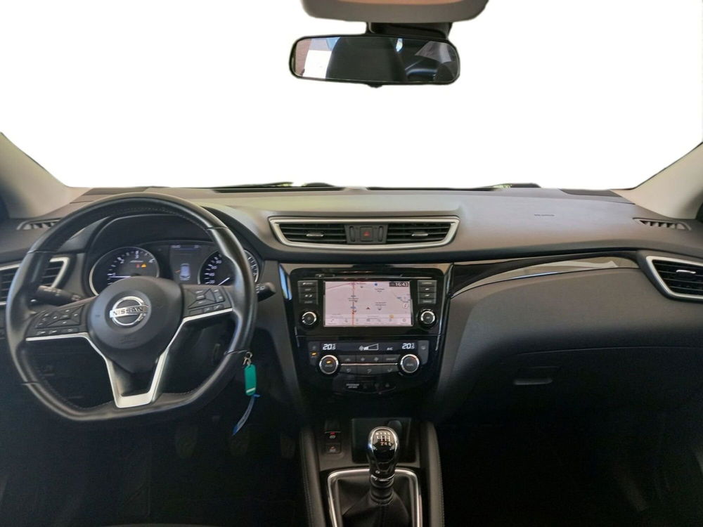 Nissan Qashqai usata a Bari (7)