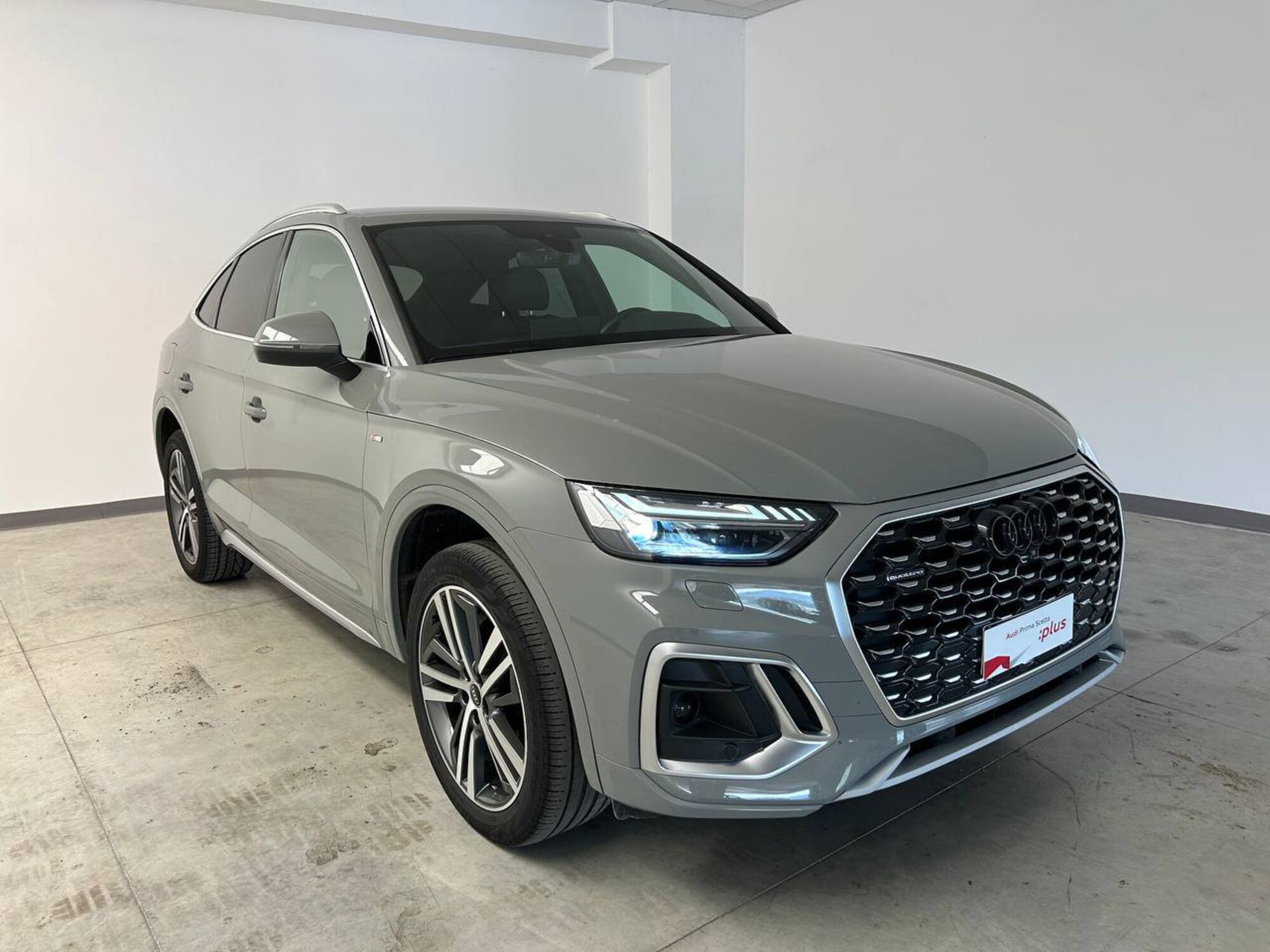 Audi Q5 Sportback 40 2.0 tdi mhev 12V S line Plus quattro s-tronic del 2021 usata a Pratola Serra