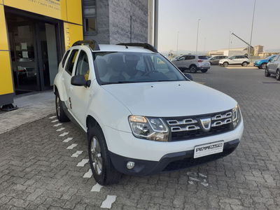 Dacia Duster 1.6 110CV 4x2 GPL Laur&eacute;ate  del 2017 usata a Fidenza