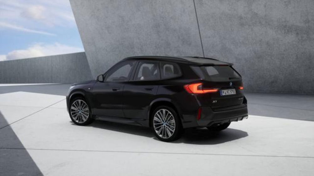 BMW X1 nuova a Modena (2)