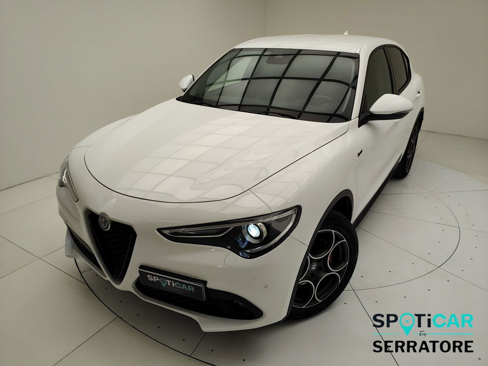 Alfa Romeo Stelvio usata a Como (15)